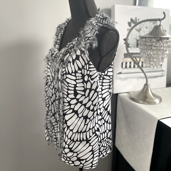 WHBM Frayed Edge Blouse - Picture 2 of 8